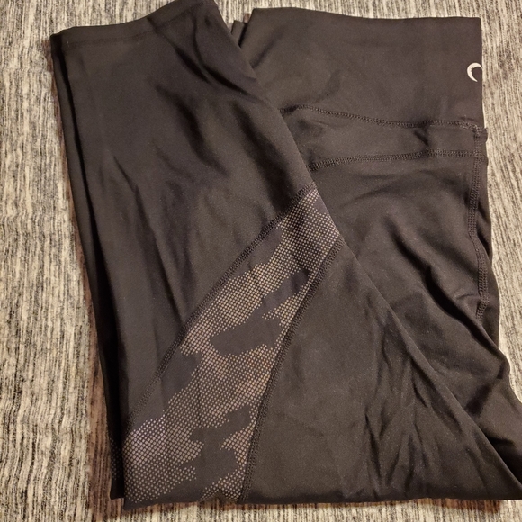 ZYIA Pants - ZYIA Black Camo Reflective Pocket  Hi Rise size 20